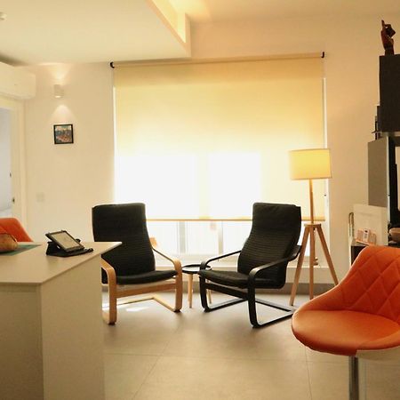 Apartment With Two Suites In The Center Of مالقة المظهر الخارجي الصورة