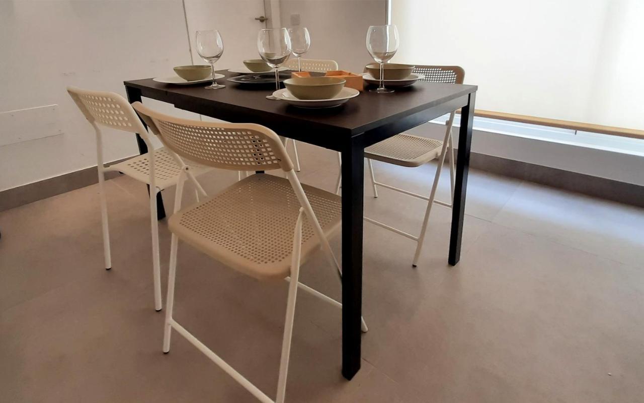 Apartment With Two Suites In The Center Of مالقة المظهر الخارجي الصورة