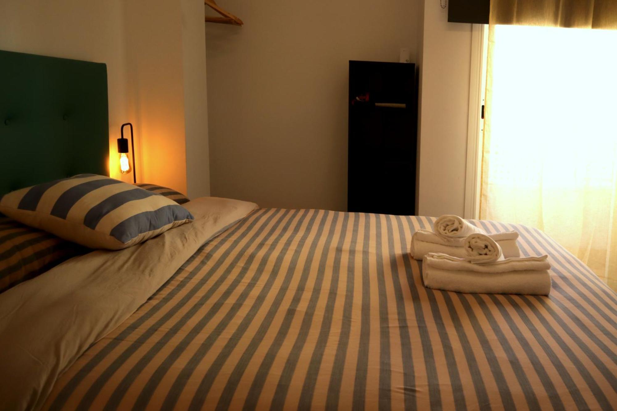 Apartment With Two Suites In The Center Of مالقة المظهر الخارجي الصورة